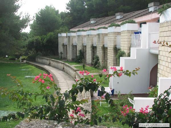 Residence "I Delfini" - Localita Portopiatto - Pugnochiuso - 71019 ヴィエステ エクステリア 写真
